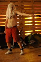 NieblaFascista_Guillotina_15-6-2014_04